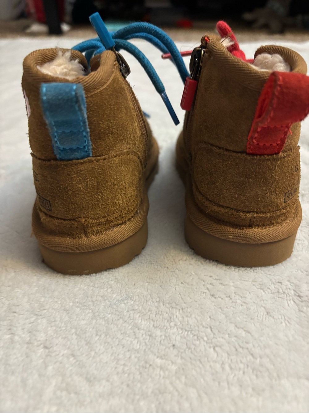 UGG Kids Brown Suede Boots with Red and Blue Laces - Picture 9 of 9
